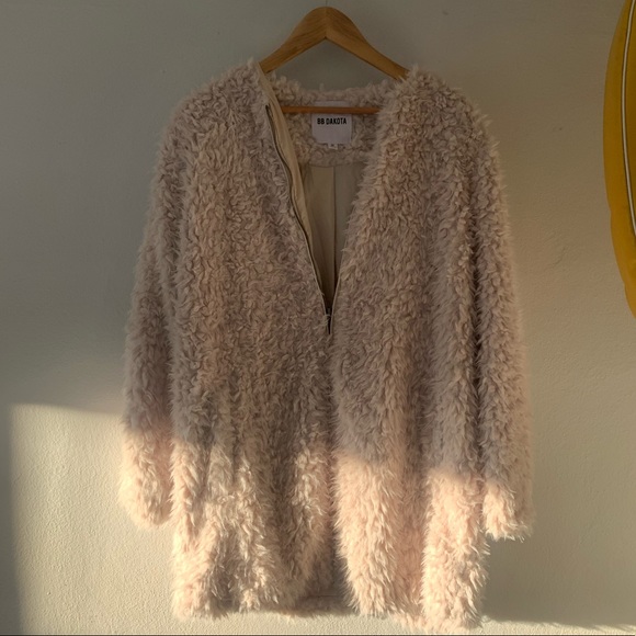 BB Dakota Faux Fur Jacket - Picture 1 of 3